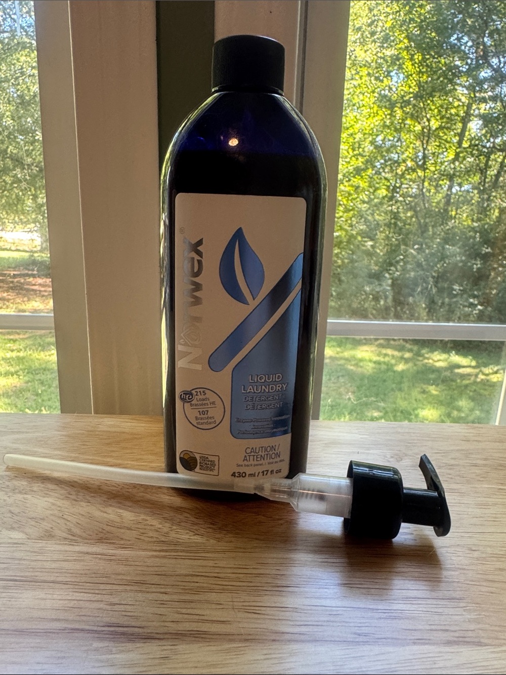 Norwex Blue Liquid Laundry Detergent with Pump